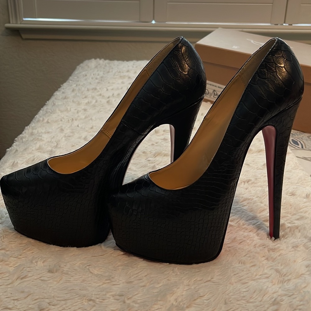 Christian Louboutin Daffodile Python Black Heels … - image 6